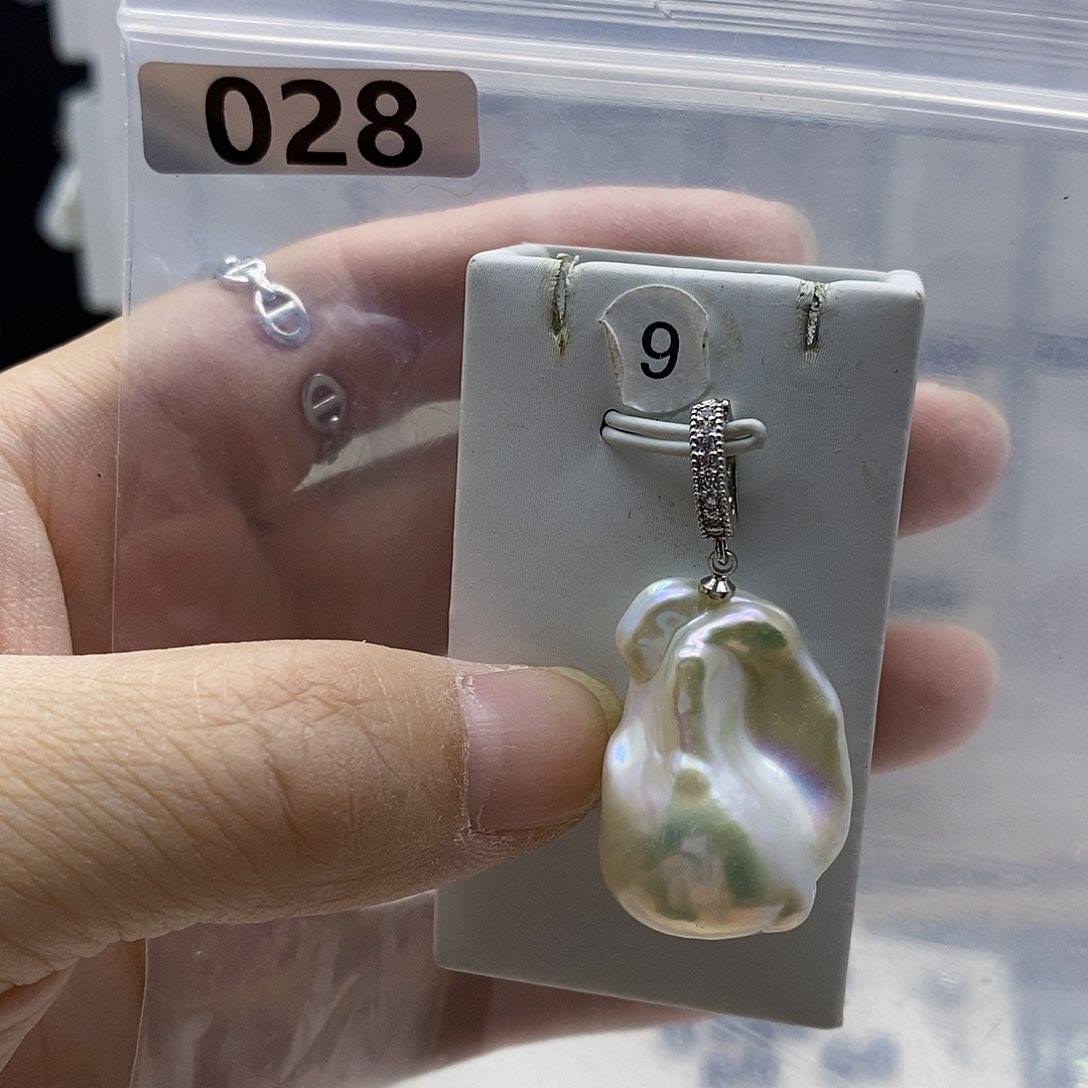 颈饰合金淡水珍珠