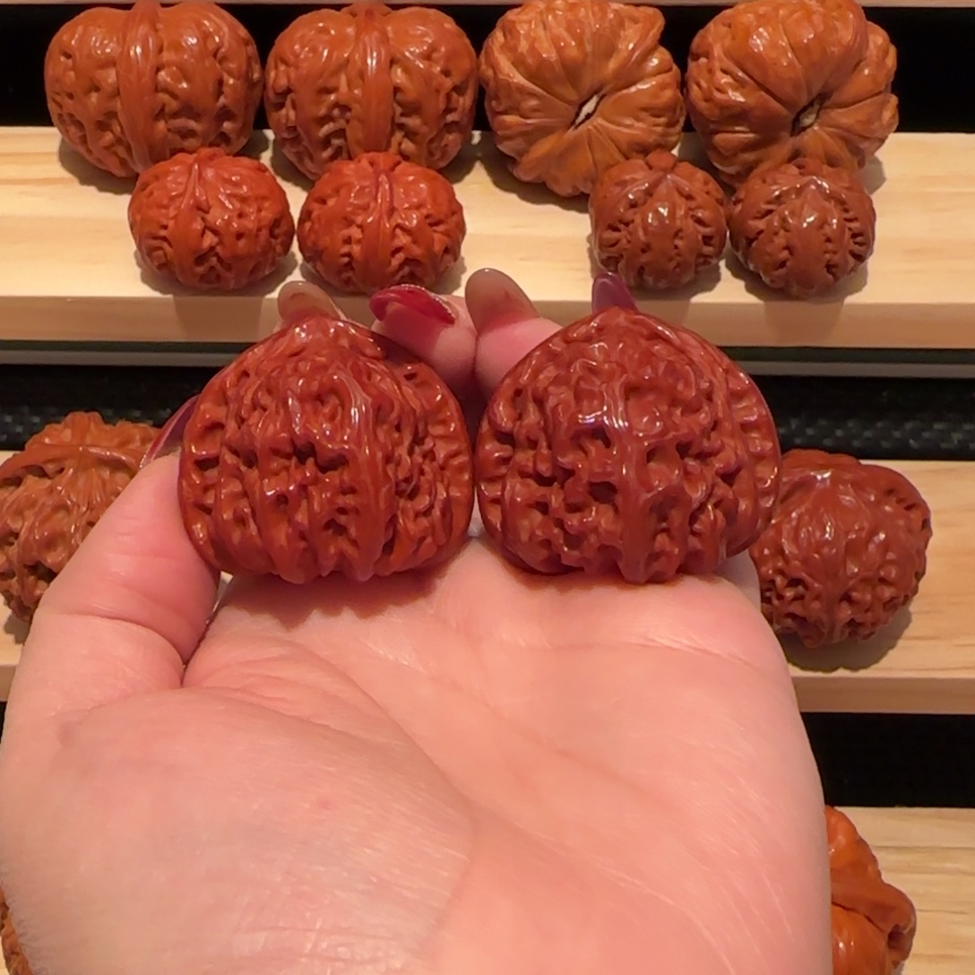 文玩核桃吊坠玉化白狮子37精品3130