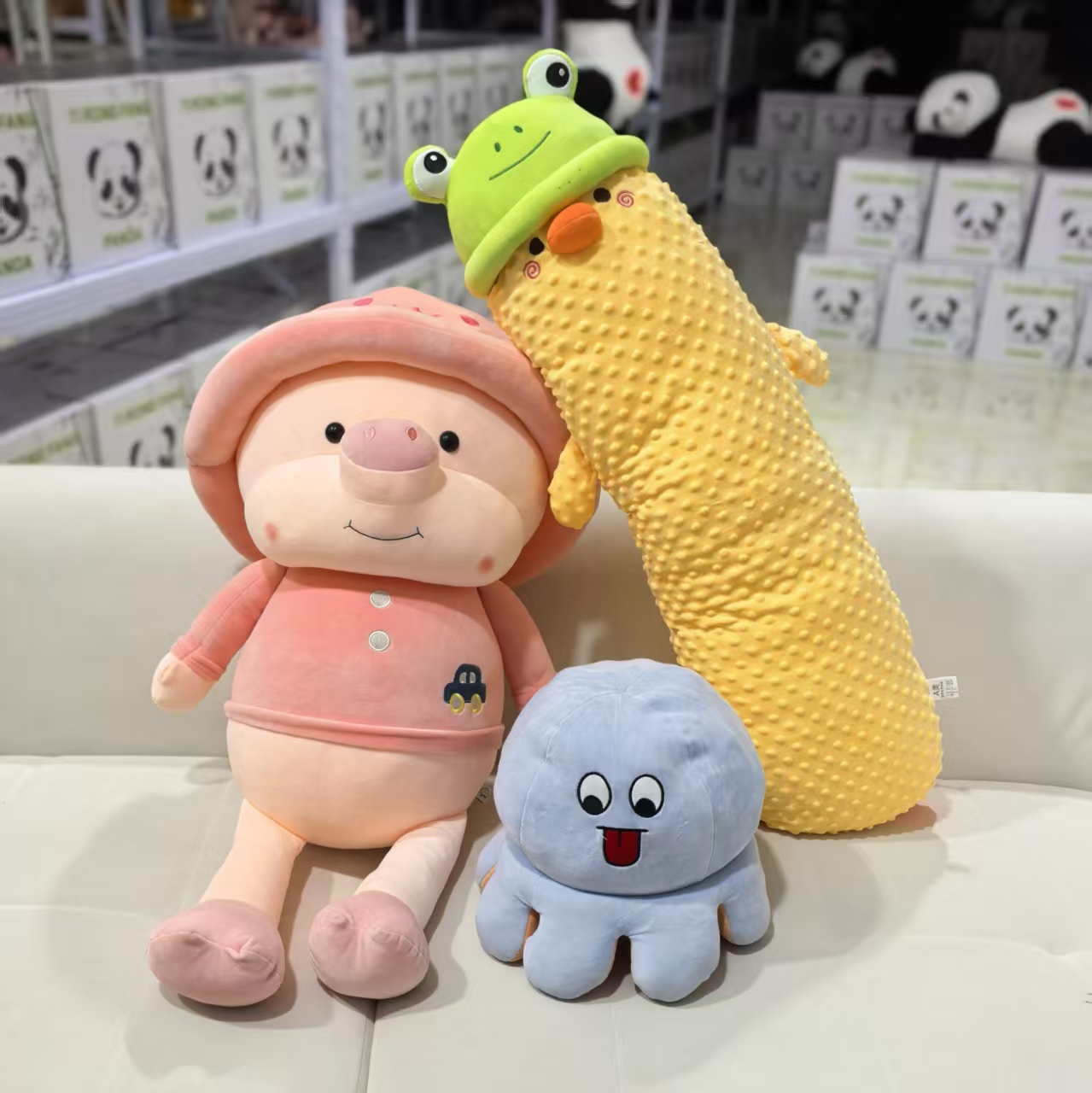 伊呀呀陪睡抱枕女生睡觉夹腿超萌毛绒亲肤柔软【组合3】