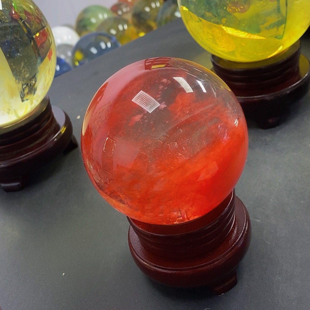 水***姐石材9厘米红水摆件