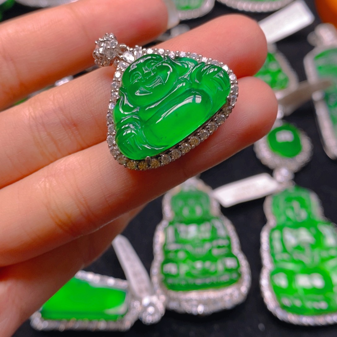 翡翠颈饰银S925镶嵌888888888