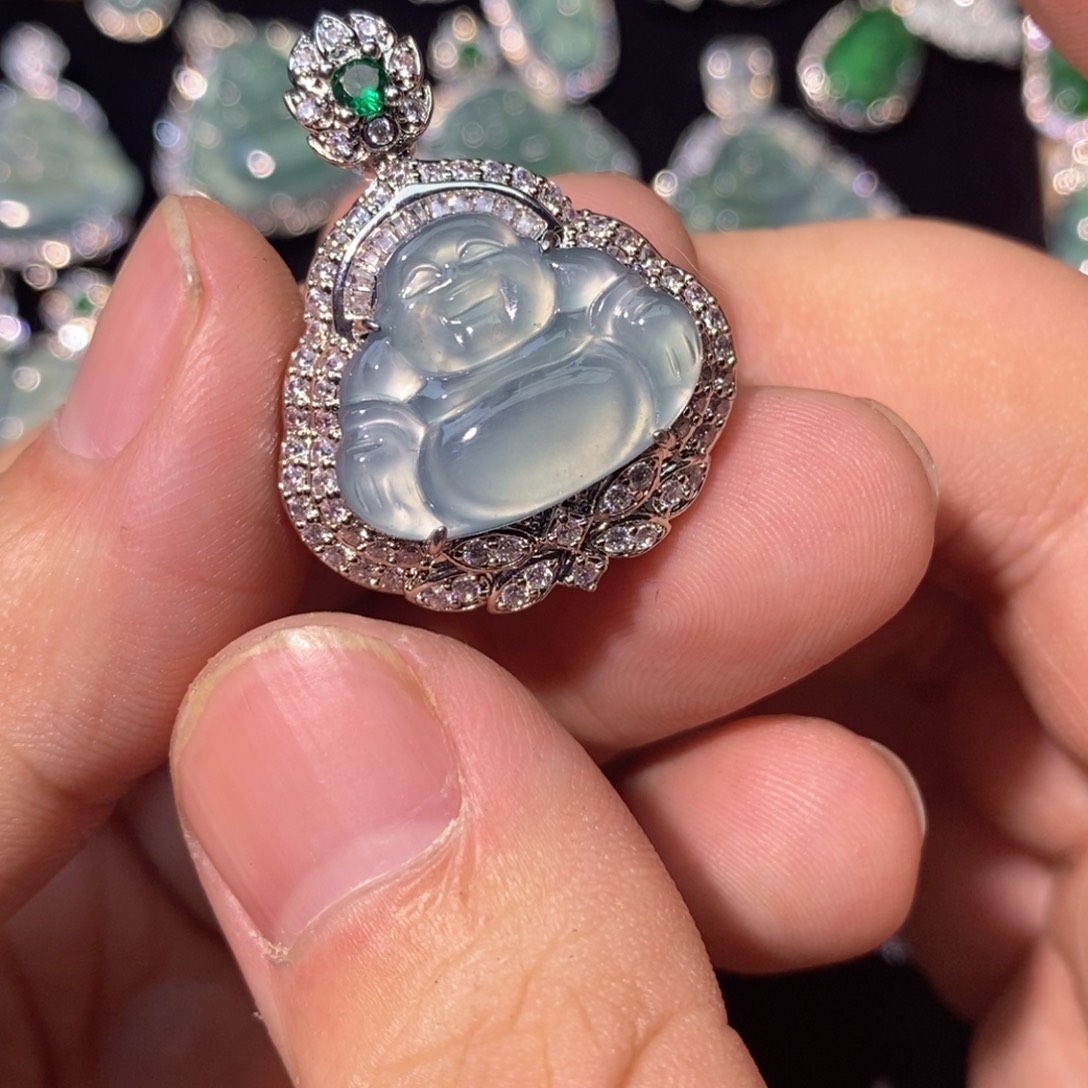 翡翠未镶嵌颈饰天然