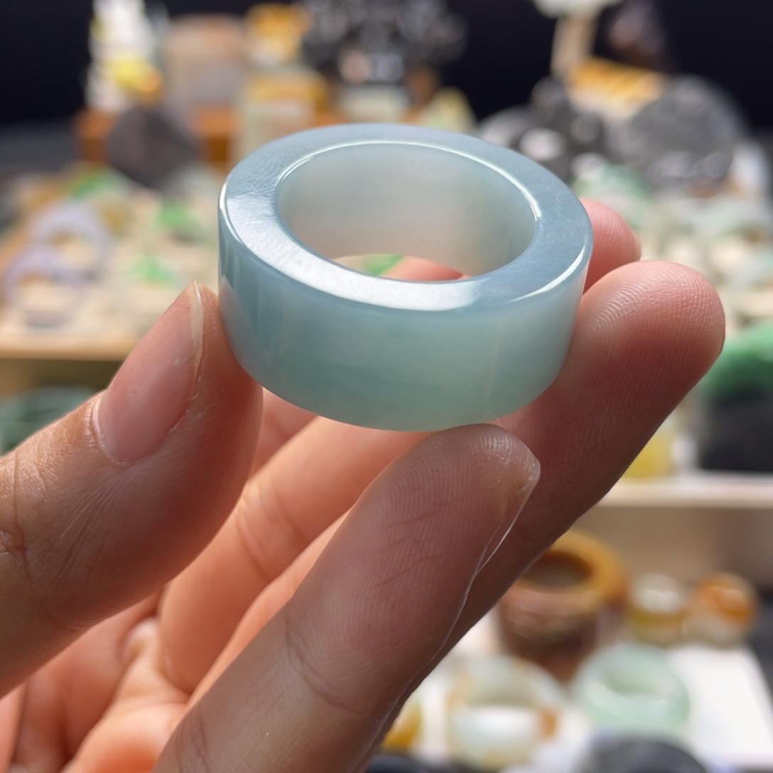未镶嵌定制翡翠戒指