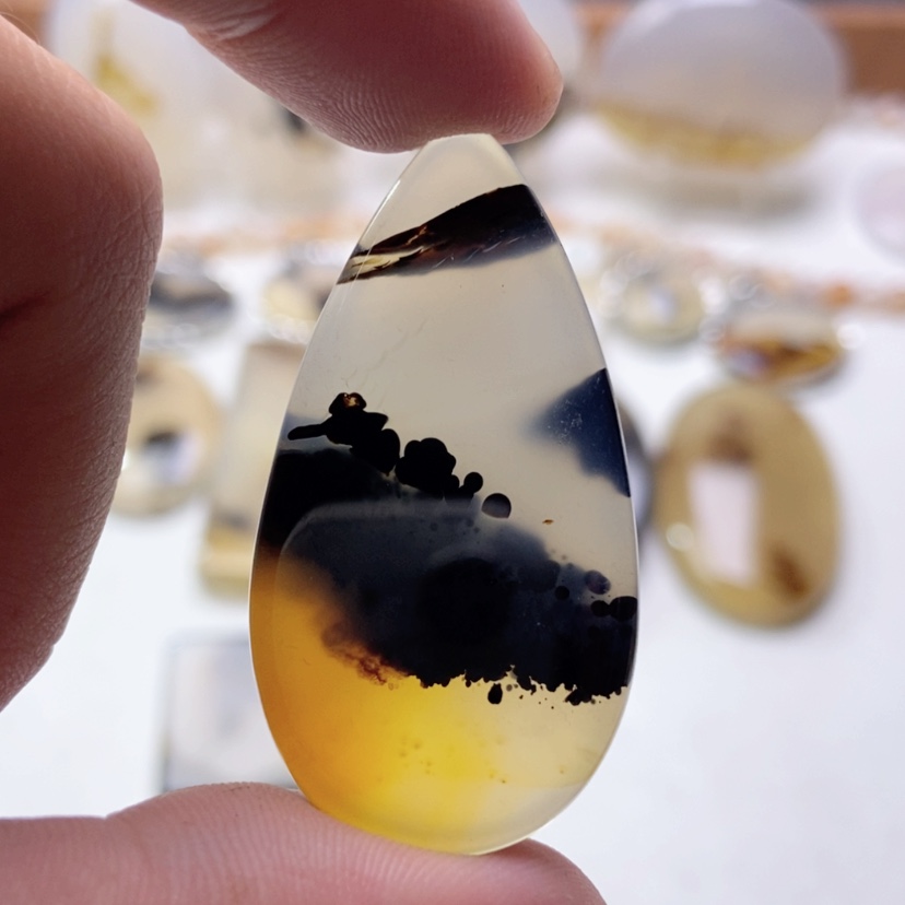 【闪购商品】玛瑙/玉髓未镶嵌颈饰