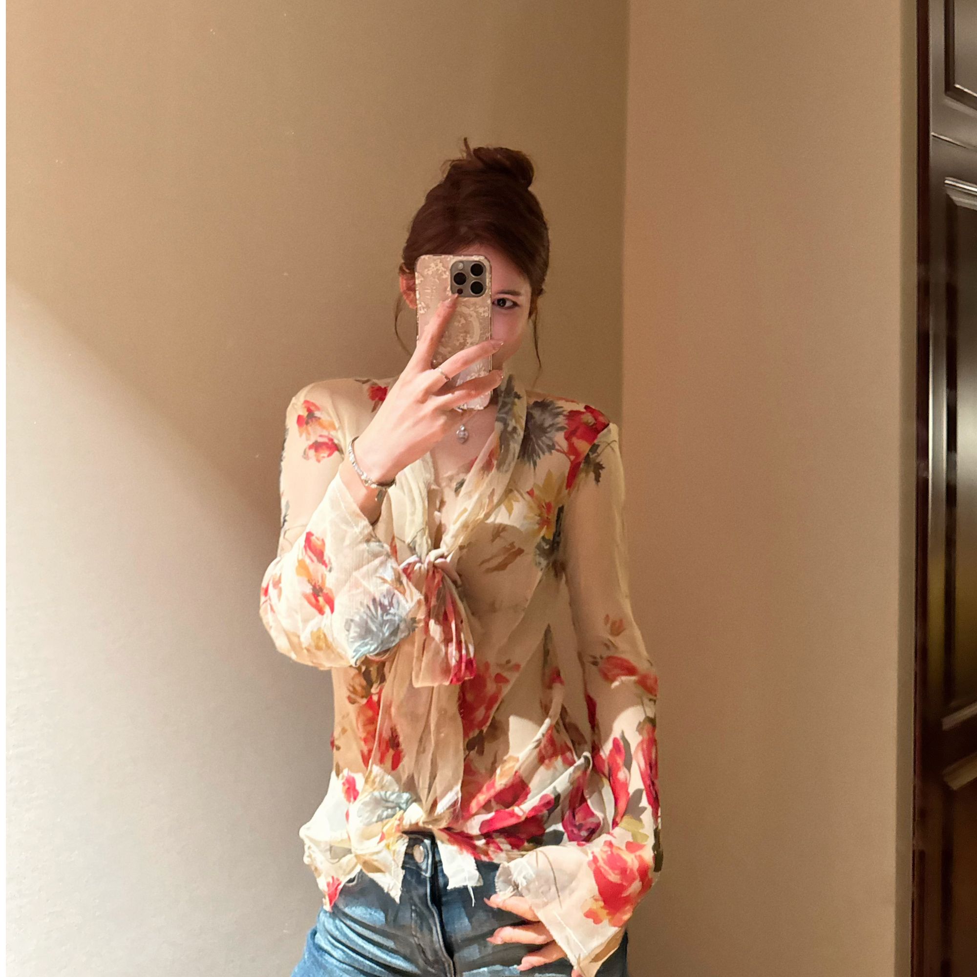 Amono-【花开富贵】气质百搭四季系列花色晕染不规则长袖打底衫