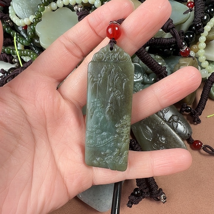 和田玉颈饰未镶嵌