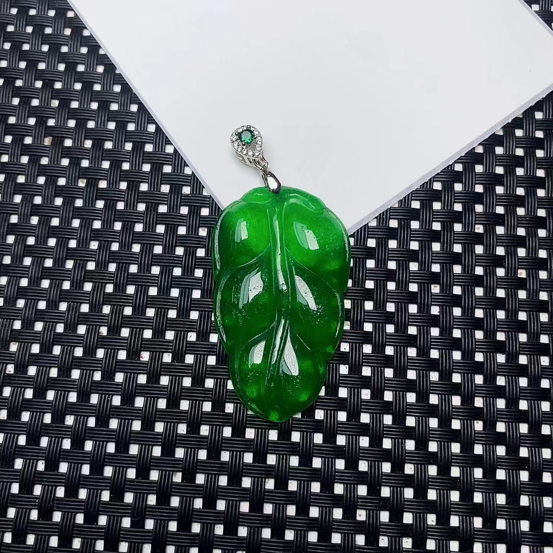 [小石]A782透绿叶子吊坠