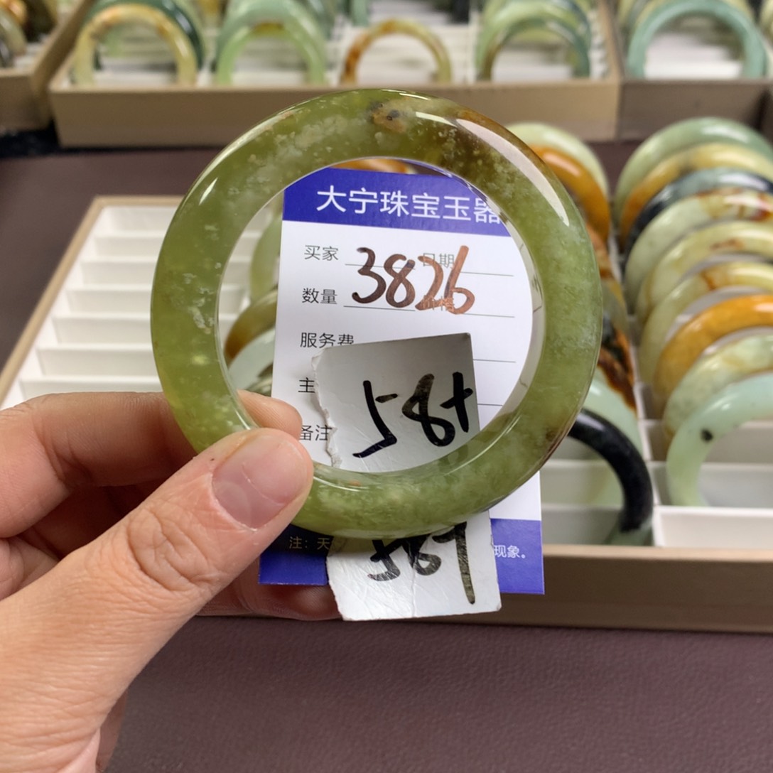 蛇纹石玉未镶嵌手镯3826