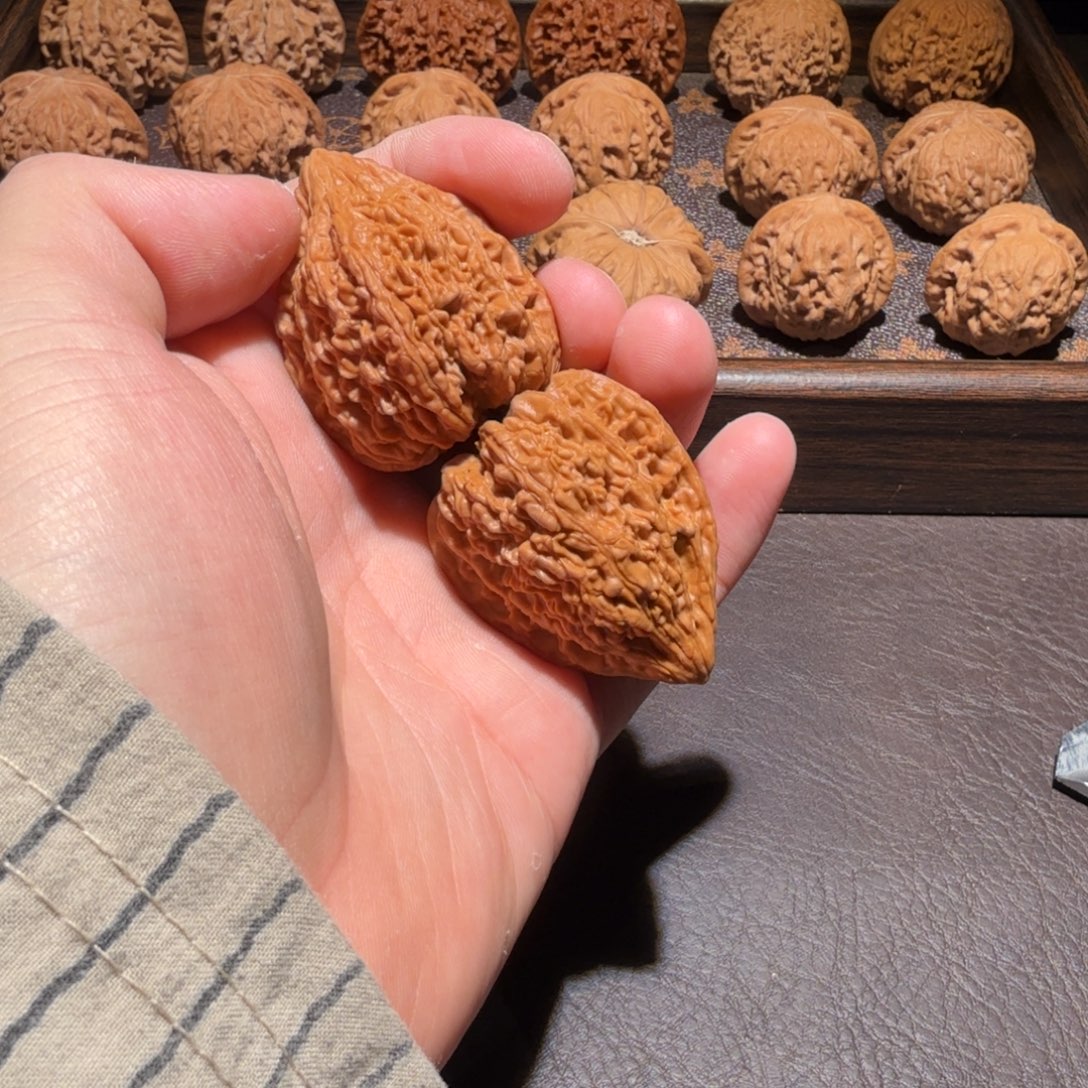 李***林核桃35全品塔尖高庄嘎嘎板正