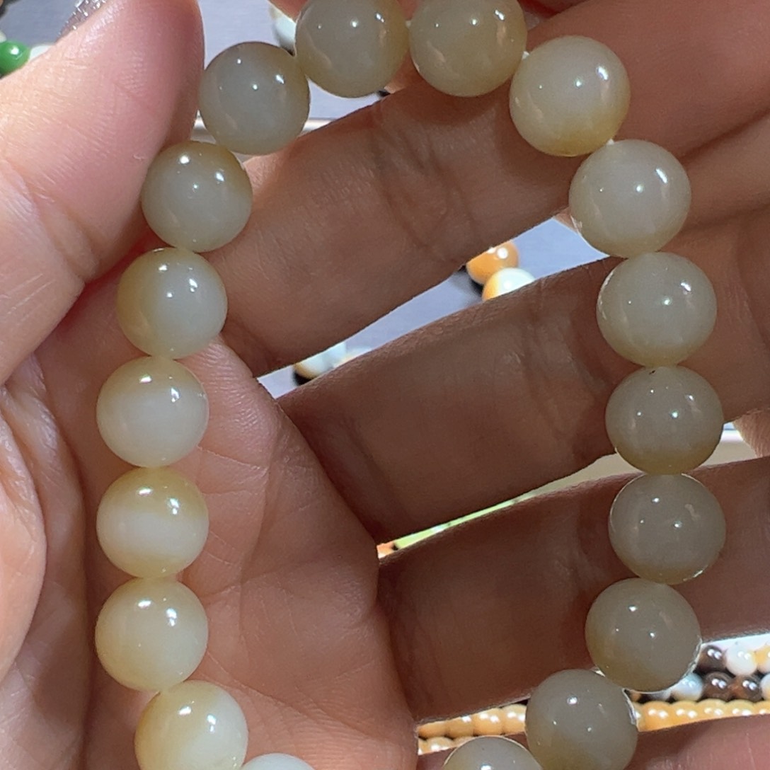 和田玉手链未镶嵌卡10