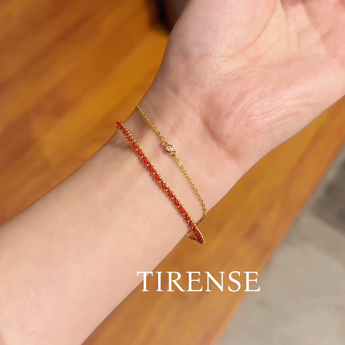 铜合金手链 镀18K金设计师双链红绳轻奢时尚手链