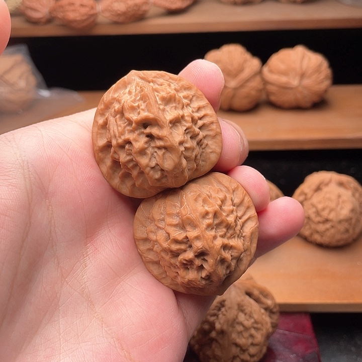 吊坠文玩核桃38.8全品蜡皮瓷娃娃