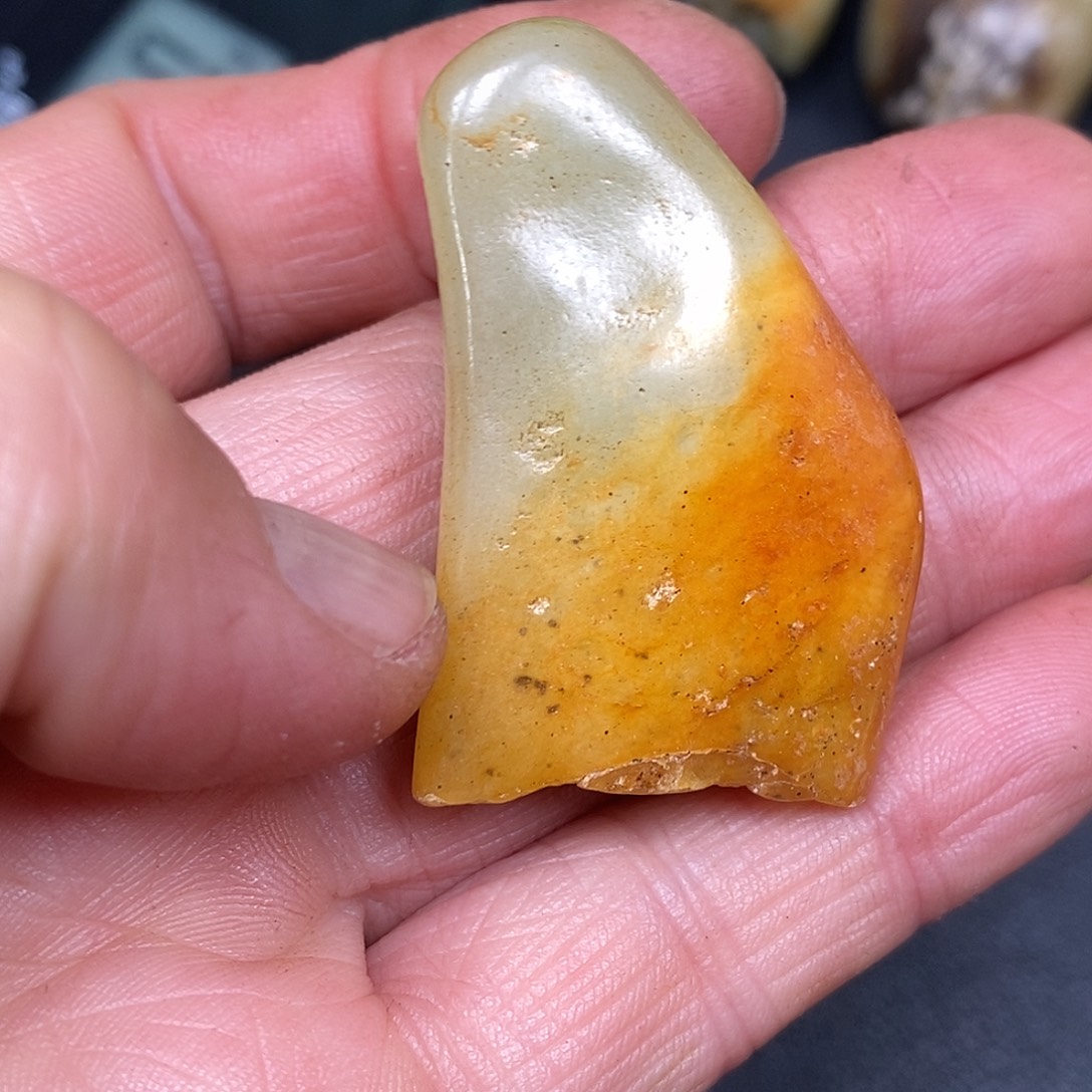 和田玉未镶嵌珠宝奇石