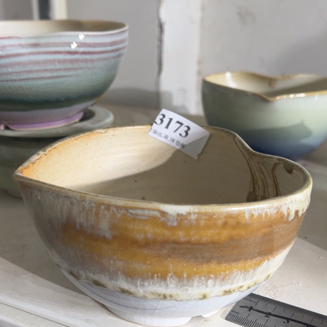 红陶口13高8爱心盆