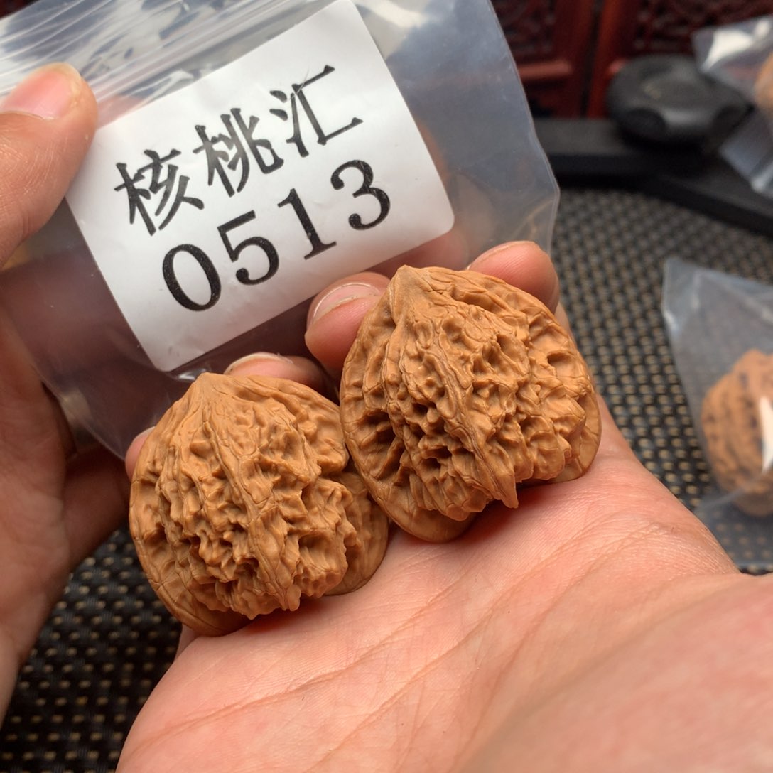 文玩核桃吊坠水泉沟36