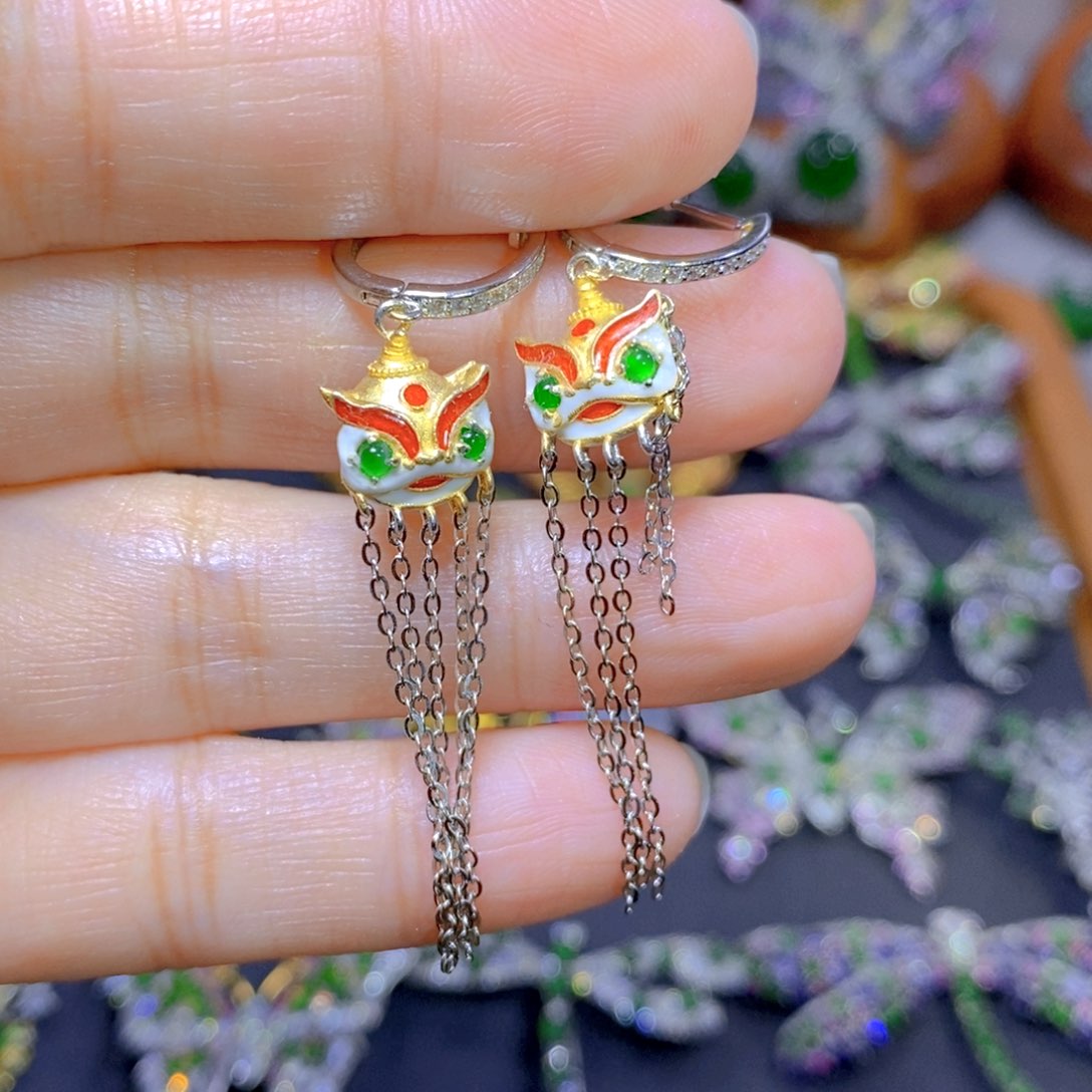 翡翠颈饰银S925镶嵌天然翡翠