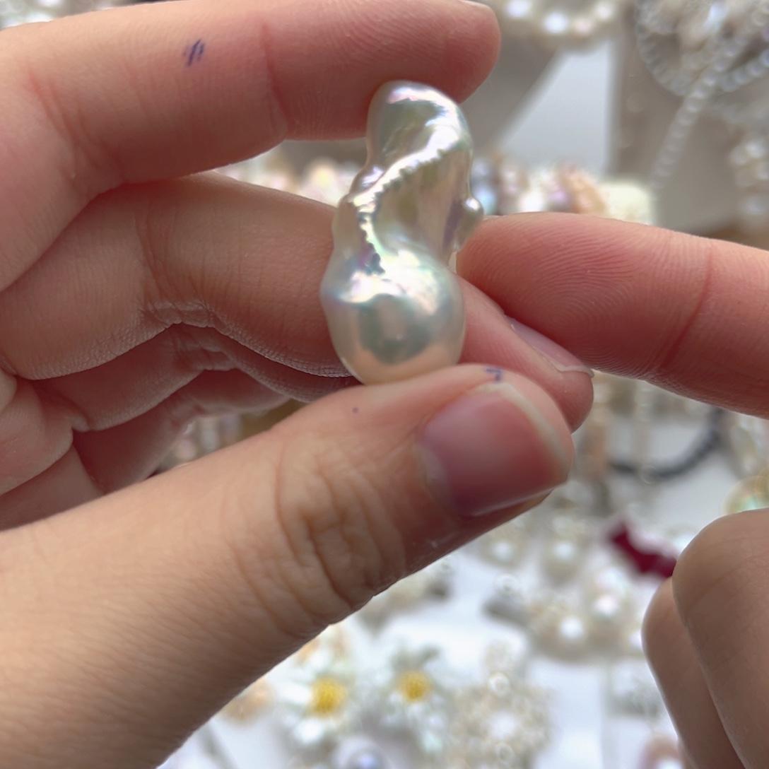 颈饰未镶嵌淡水珍珠