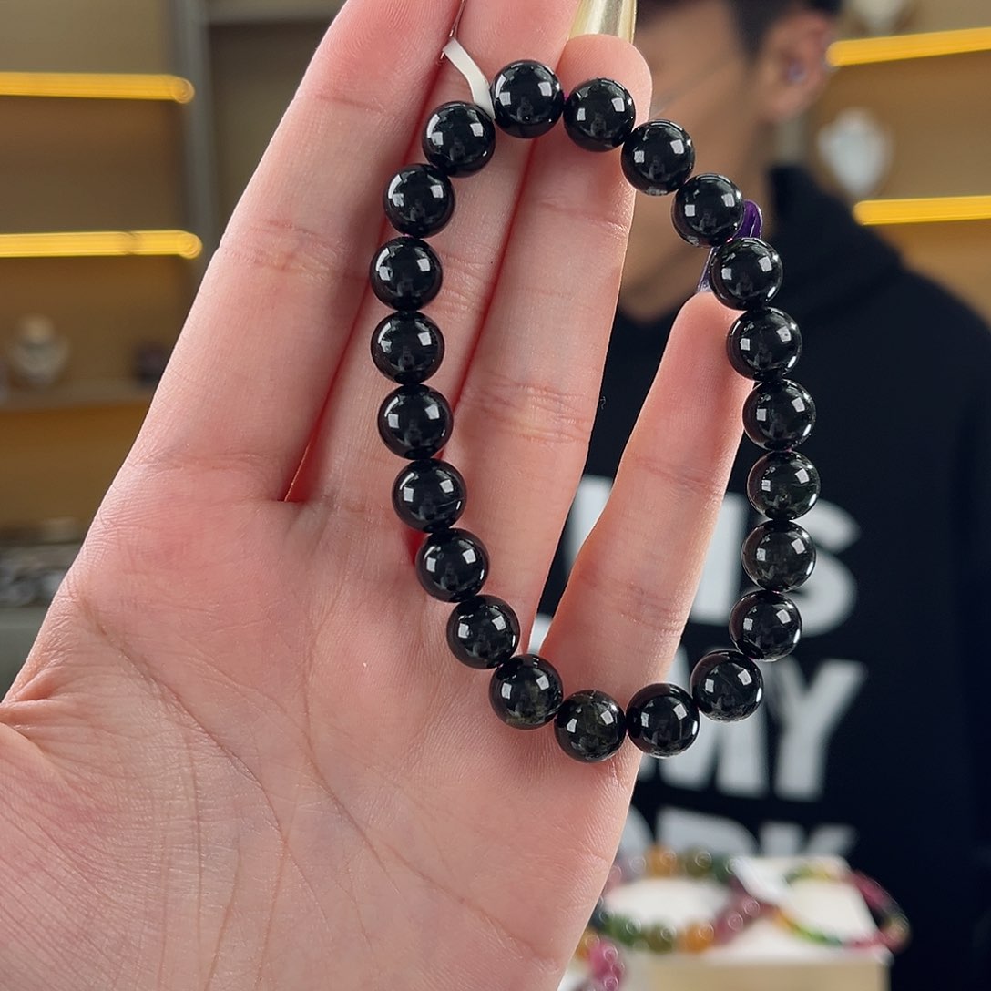 碧玺碧玺8mm（多样性发一件未镶嵌