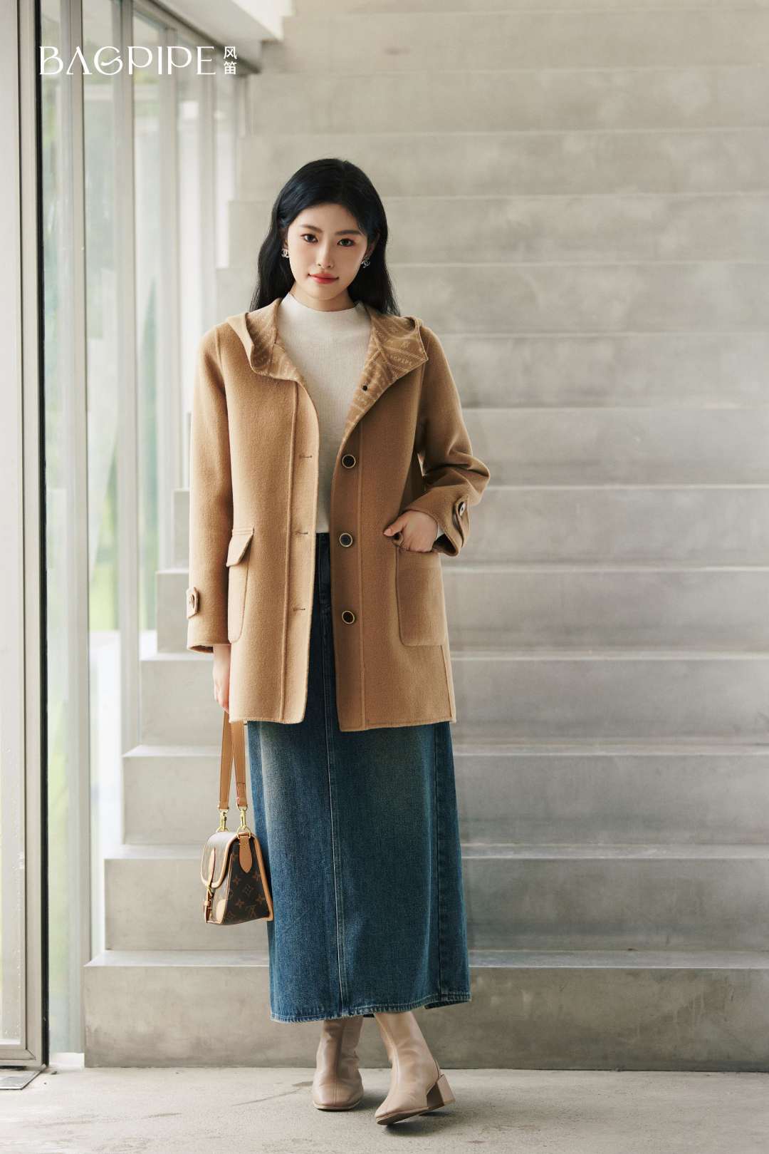 1C45337081侧边分割休闲直筒裤