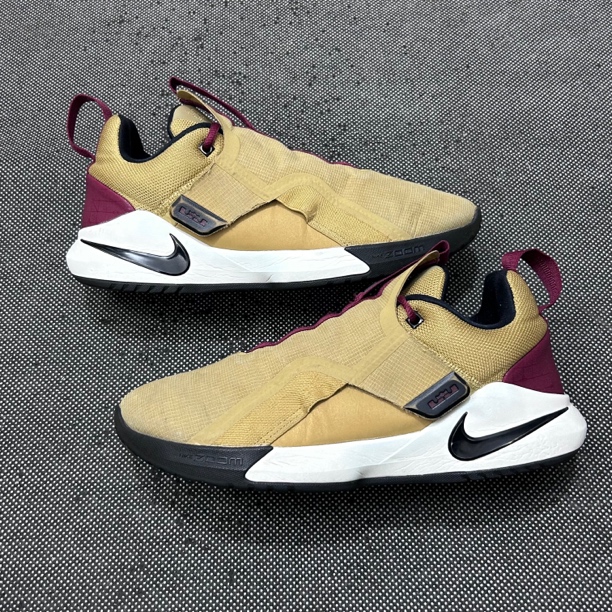 90新 MM6 45码 詹姆斯 使节 鞋舌logo瑕疵 无盒 篮球鞋