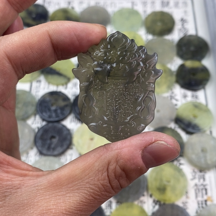 【闪购商品】岫玉颈饰未镶嵌岫玉山鬼花钱令吊坠