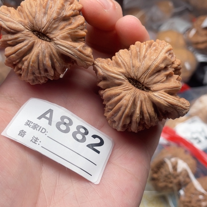 文玩核桃吊坠核桃