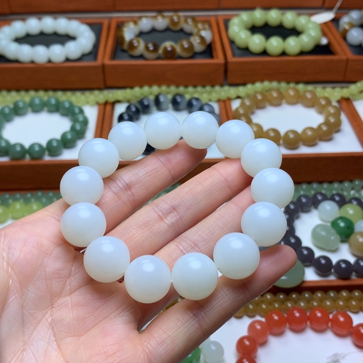 和田玉手串未镶嵌