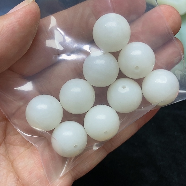 和田玉颈饰未镶嵌哆*哆