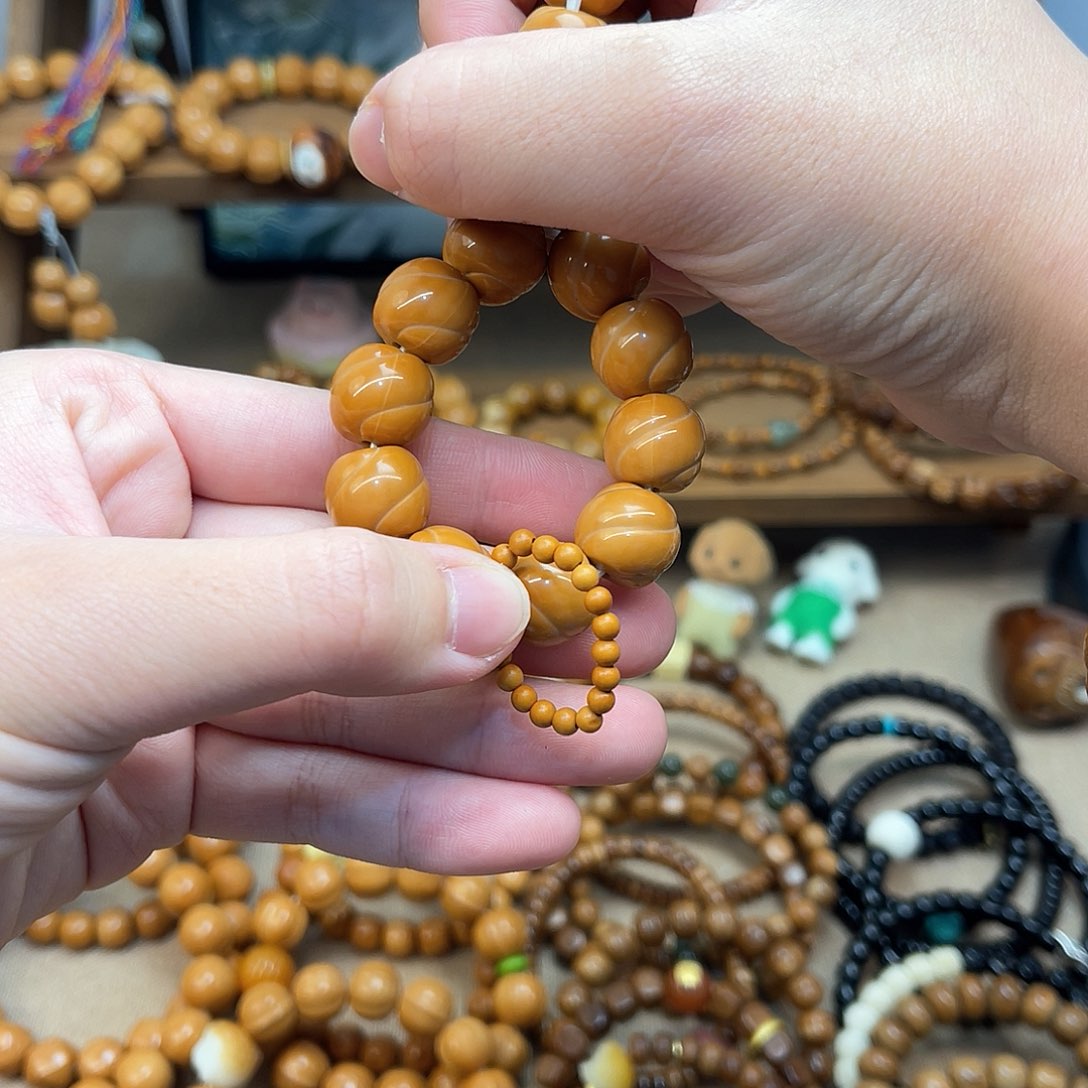 猴头核桃吊坠沫*手捻素圈