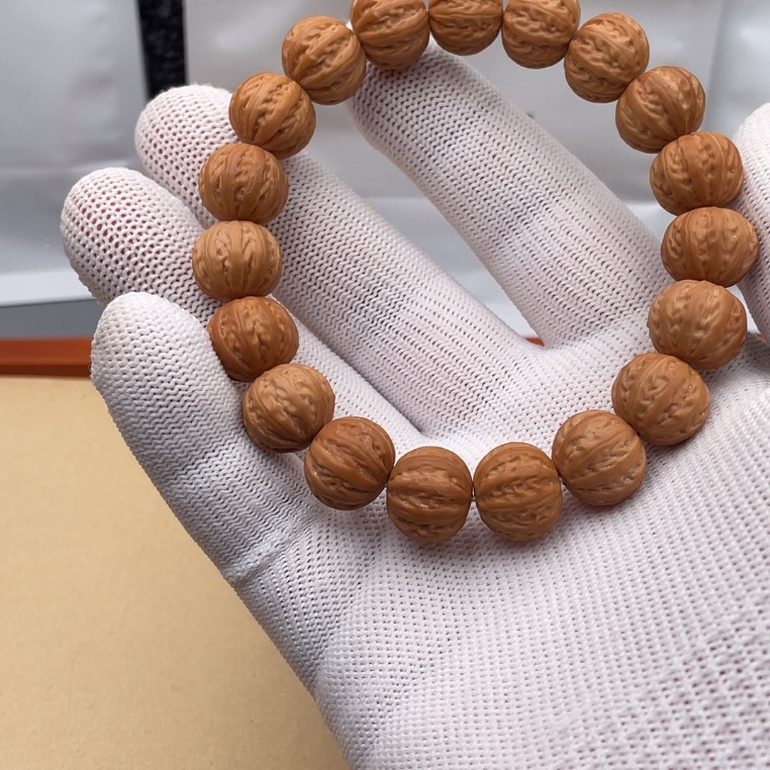 猴头核桃吊坠京八棱