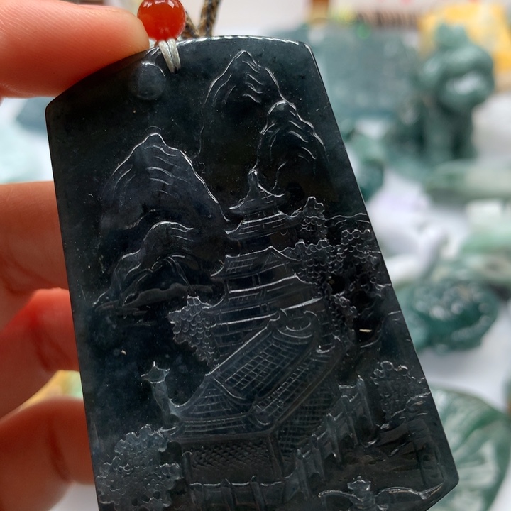 翡翠颈饰未镶嵌保真天然A货翡翠