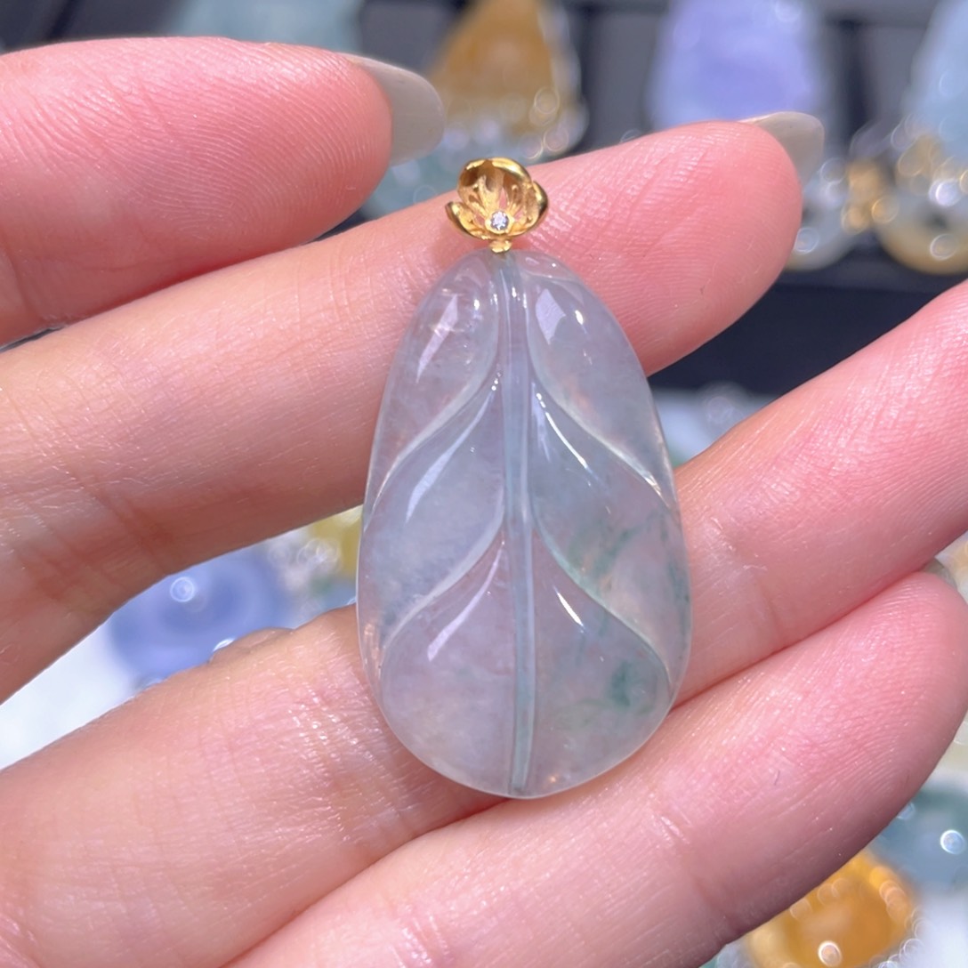 颈饰18K金镶嵌翡翠翡翠