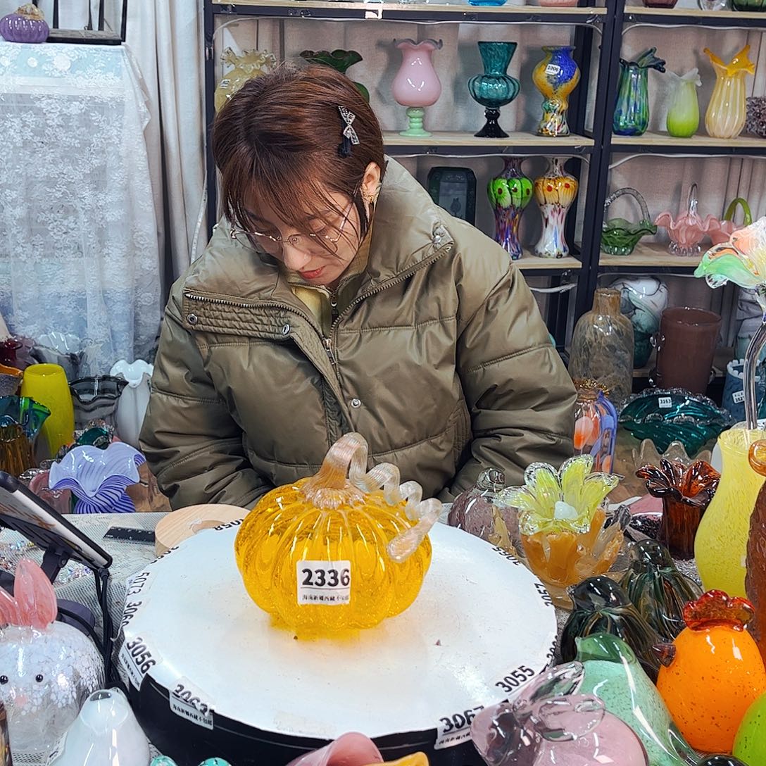 2336 家悦琉璃工艺品不完美