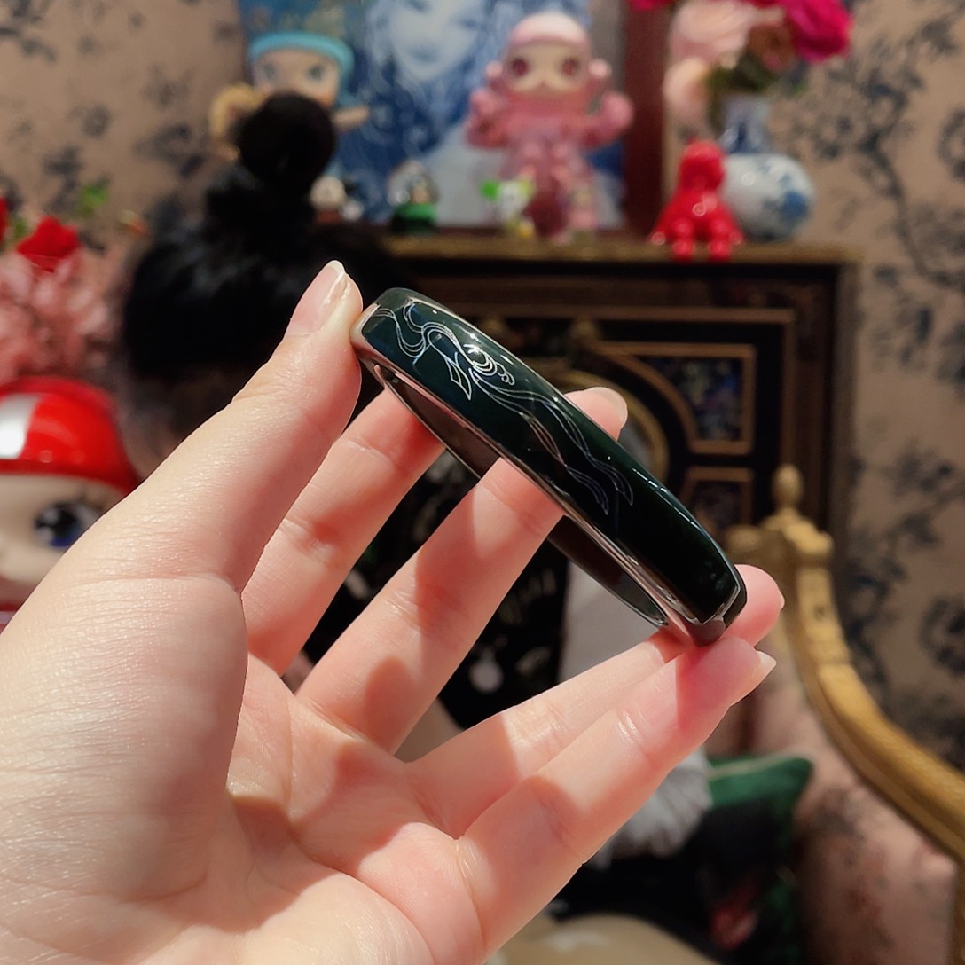 和田玉手镯未镶嵌59圈口