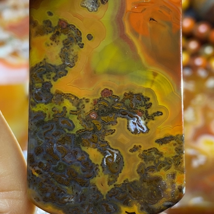 玛瑙/玉髓颈饰未镶嵌七**石