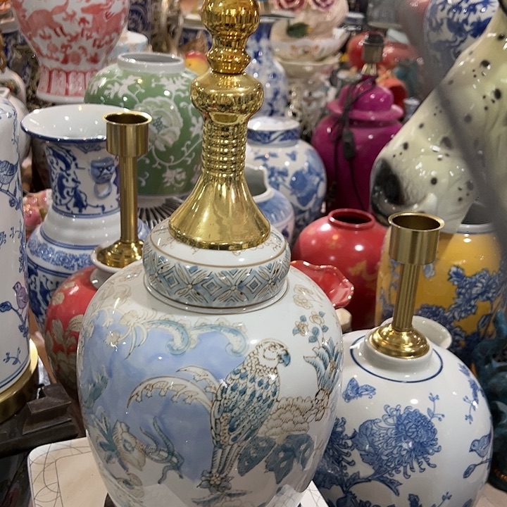 瓷片瑕。。。。。。。。。。。？