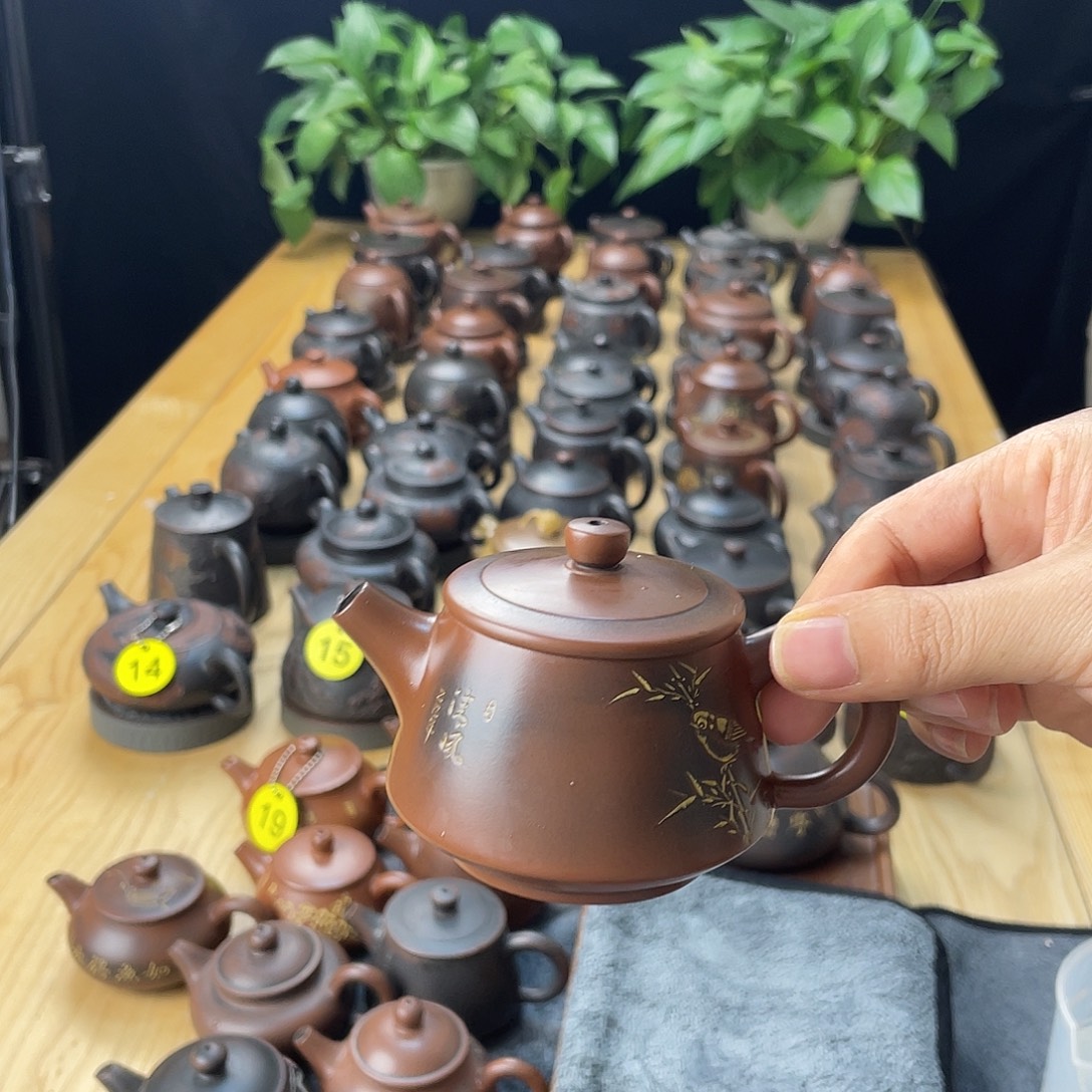 一***过泥塑小石飘壶120毫升左右无礼盒