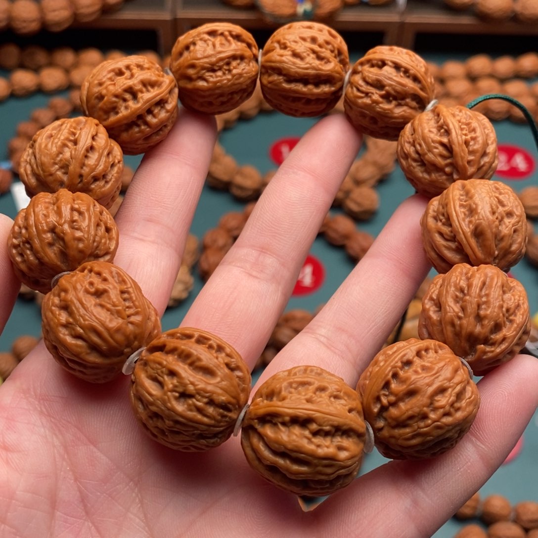 文玩核桃手串22尺寸粗筋八棱