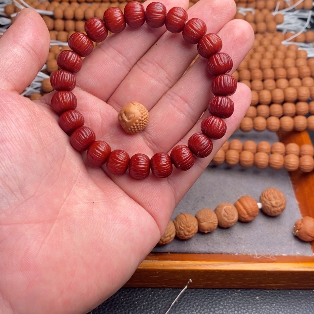 吊坠猴头核桃玉华911宝宝