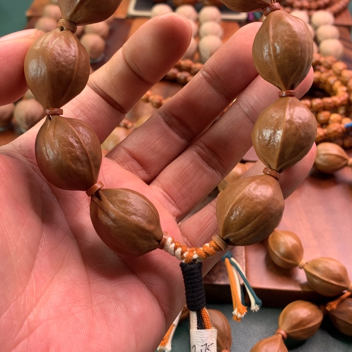 手串/手链橄榄核村**人橄榄核雕，铁核