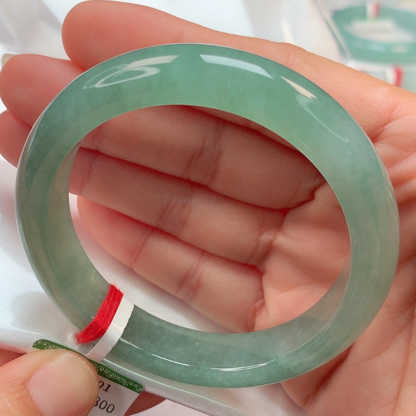 【闪购商品】翡翠手镯未镶嵌天然翡翠手镯