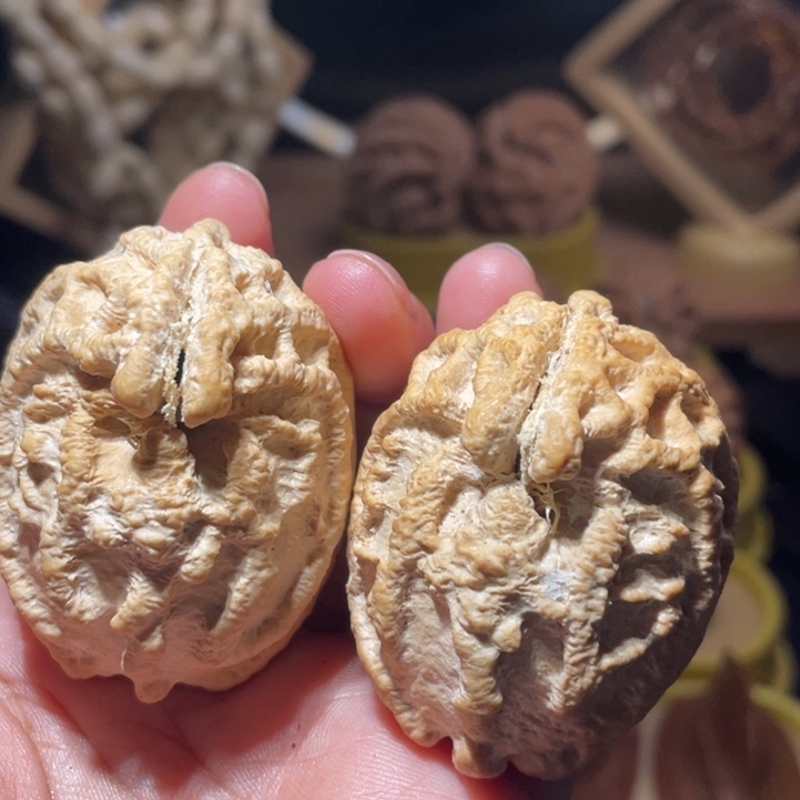 吊坠文玩核桃罗汉头乾坤核桃