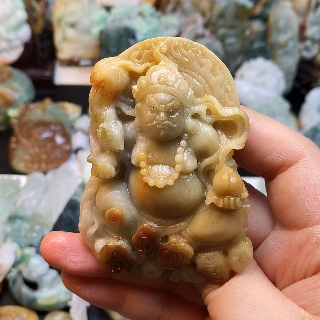 定制翡翠未镶嵌?****特色