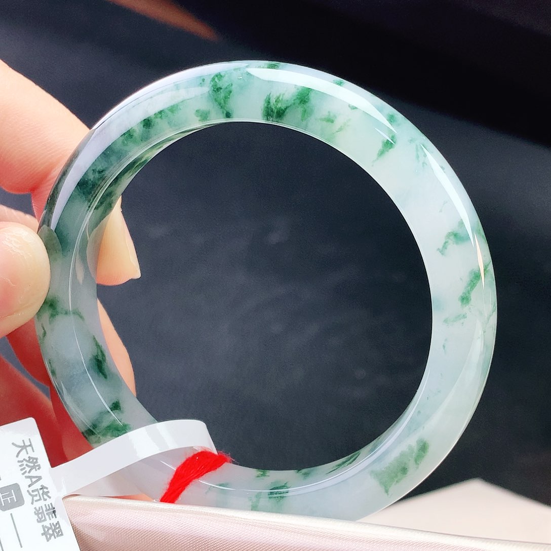 未镶嵌手镯翡翠54圈