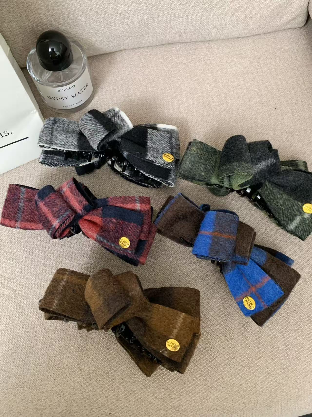 香蕉夹-女卡通风瑞丽风男女通用发夹优雅黑色头饰甜美