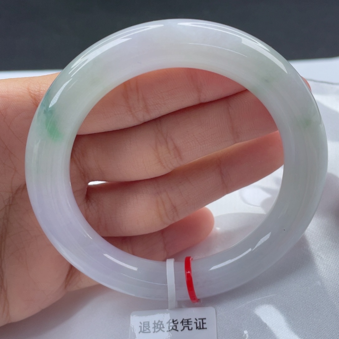 翡翠手镯（圆镯）未镶嵌健****体
