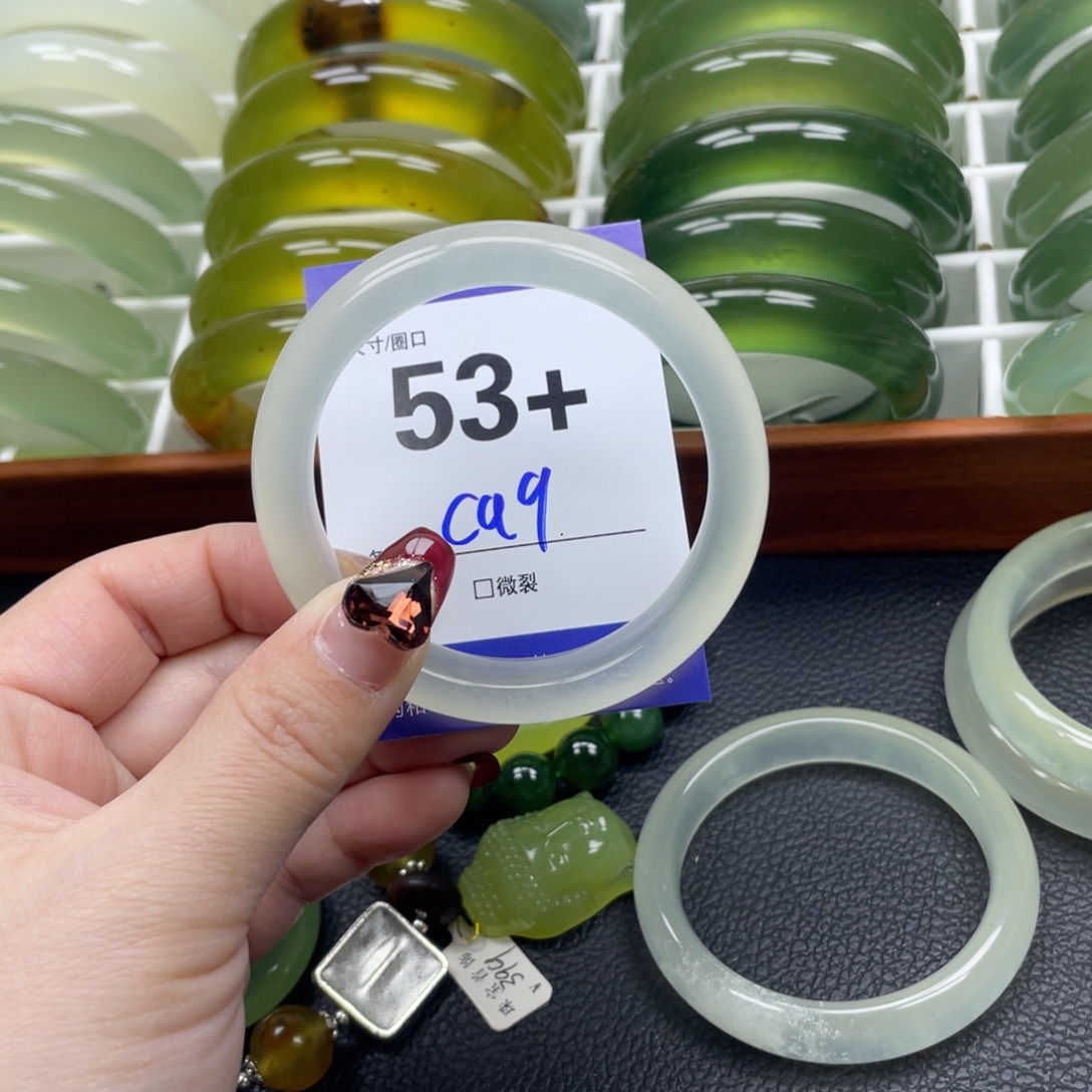 蛇纹石玉手镯未镶嵌٩****乖