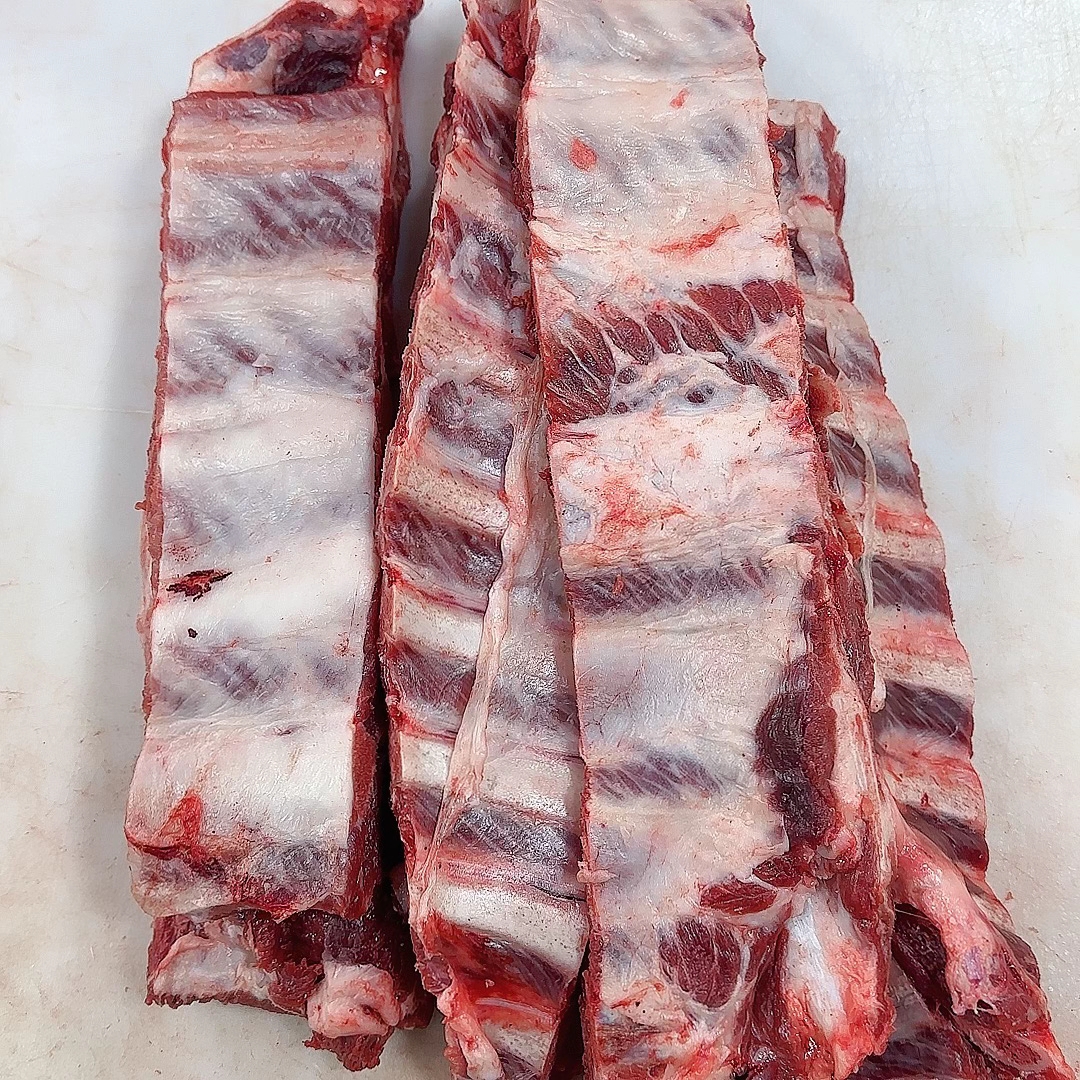 贞香东北粮食猪排骨现场称重3500g