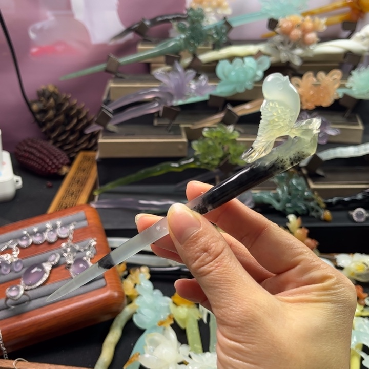 蛇纹石玉合金发饰