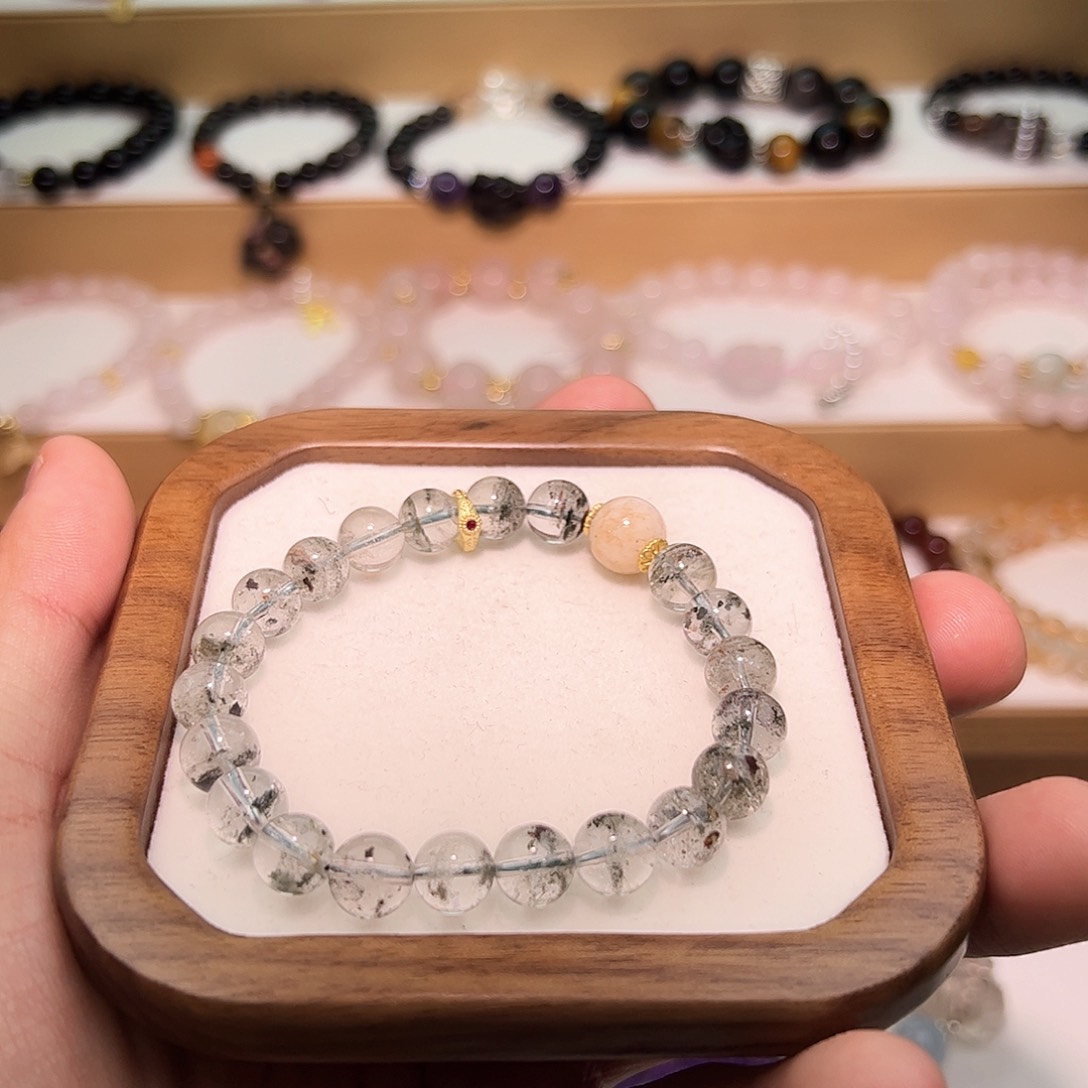 水晶手串未镶嵌手串